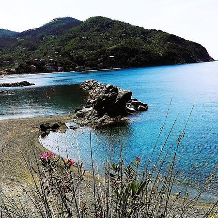 Oasi Felice Διαμέρισμα Λεβάντο Εξωτερικό φωτογραφία